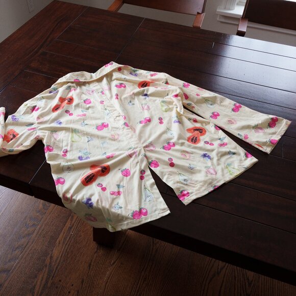 Cute fruit print pajama top - Picture 3 of 4